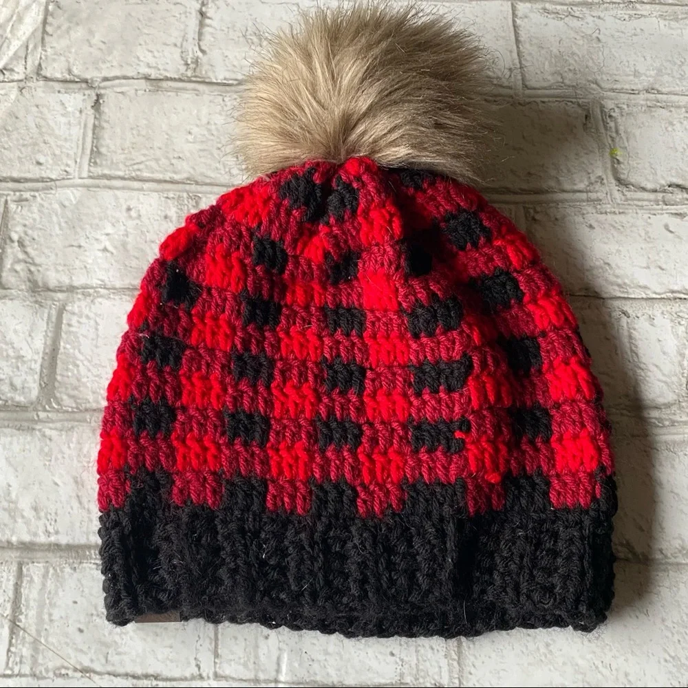 Crocheted Winter Hat‎